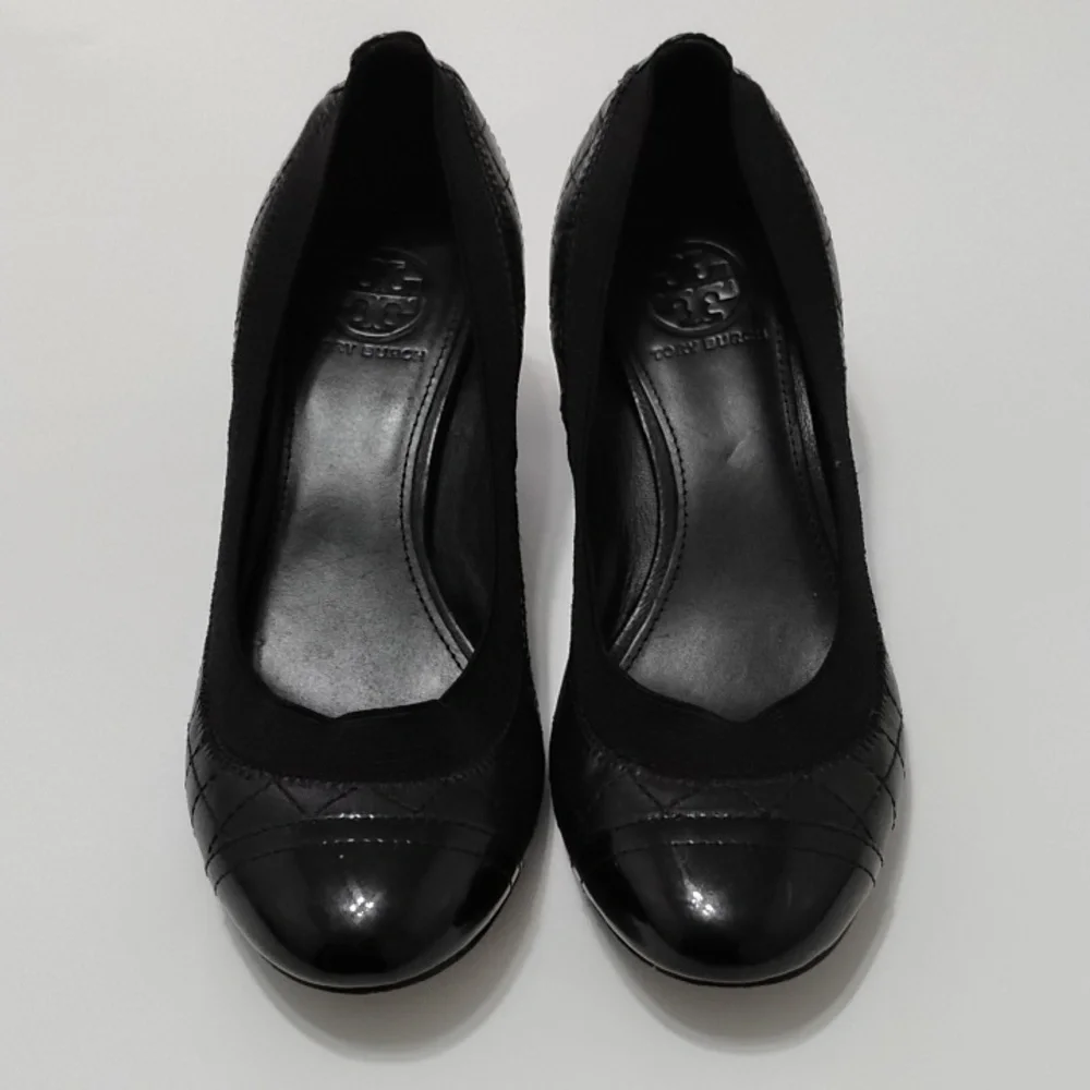Tory Burch Carrie Quilted Captoe Pumps